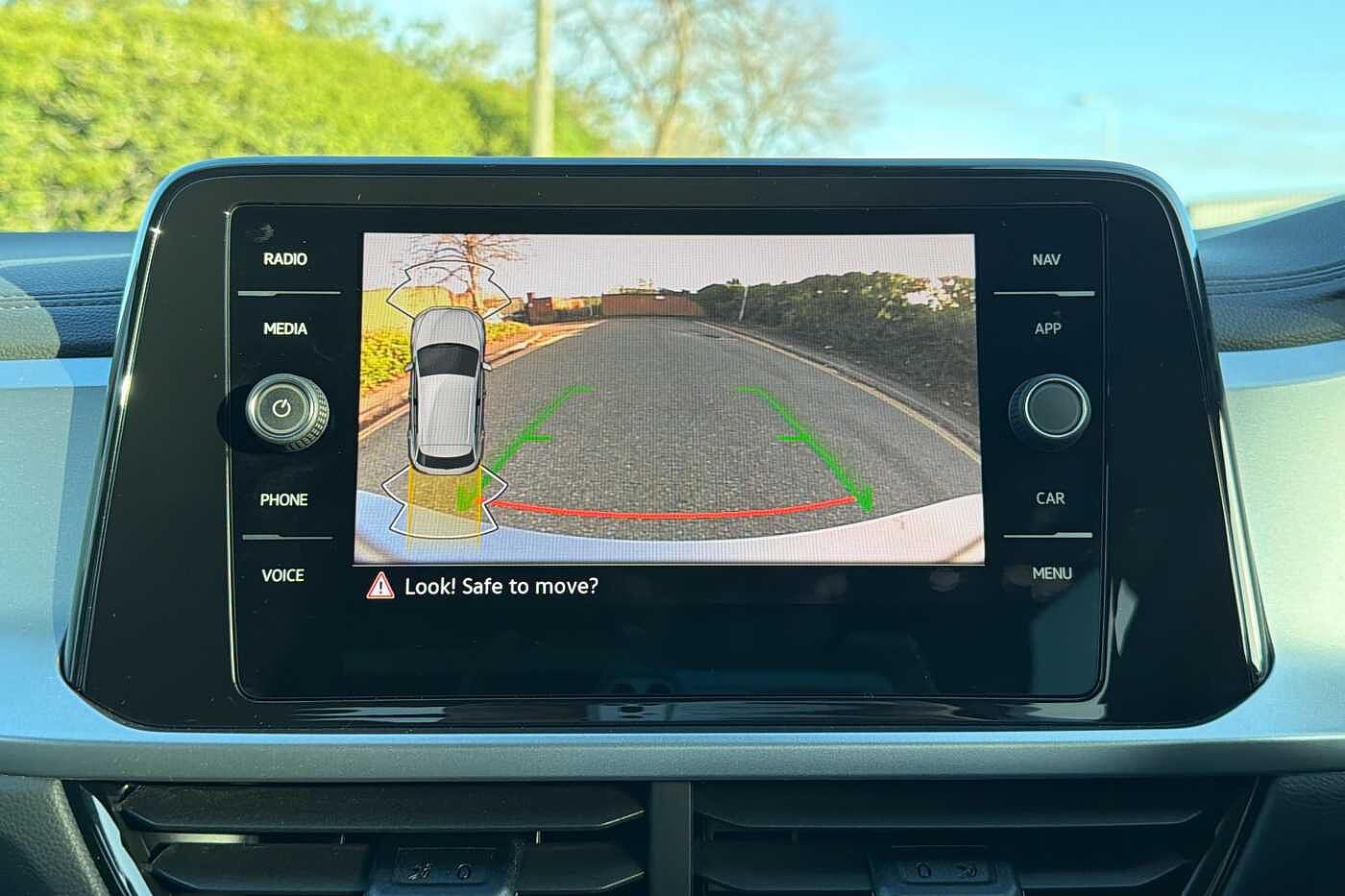 Used Volkswagen T-Roc 2025 for sale - 76474510: Photo 17