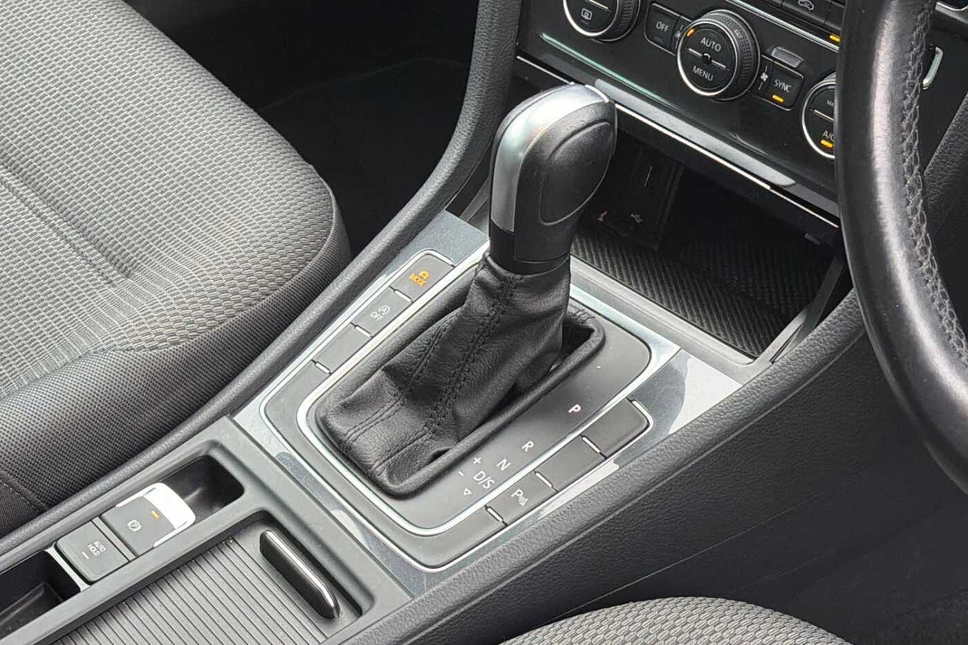 Used Volkswagen Golf 2020 for sale - 77239250: Photo 16