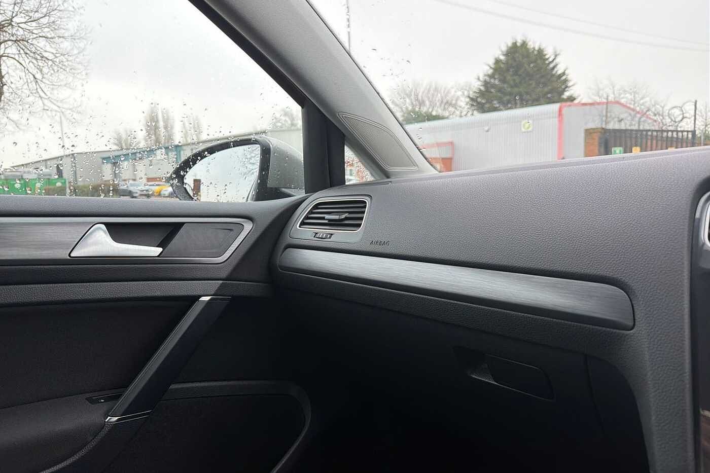 Used Volkswagen Golf 2020 for sale - 77239250: Photo 20