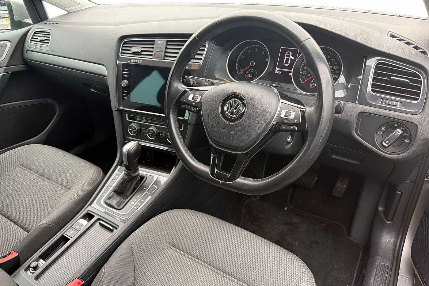 Used Volkswagen Golf 2020 for sale - 77239250: Photo 6