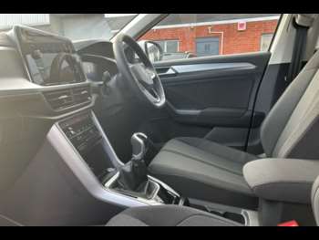 Used Volkswagen T-Roc 2024 for sale - 73330122: Photo