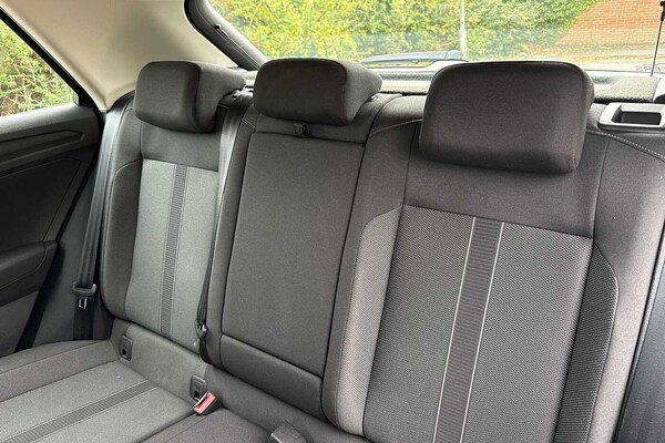 Used Volkswagen T-Roc 2022 for sale - 76123899: Photo 11