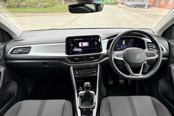 Used Volkswagen T-Roc 2022 for sale - 76123899: Photo 8