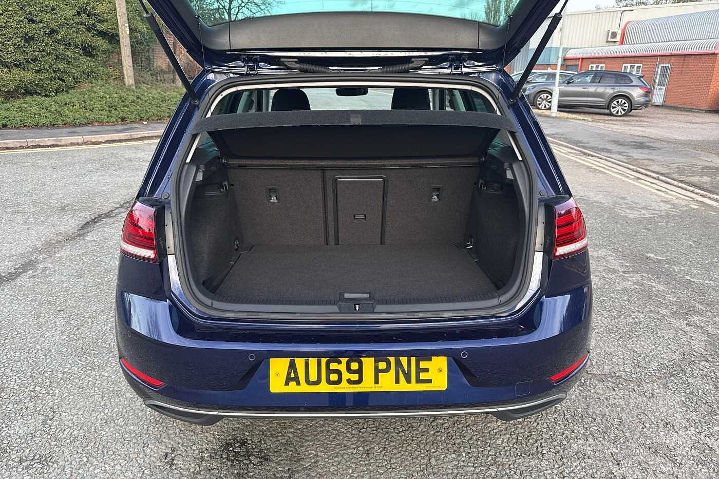 Used Volkswagen Golf 2019 for sale - 76474515: Photo 12