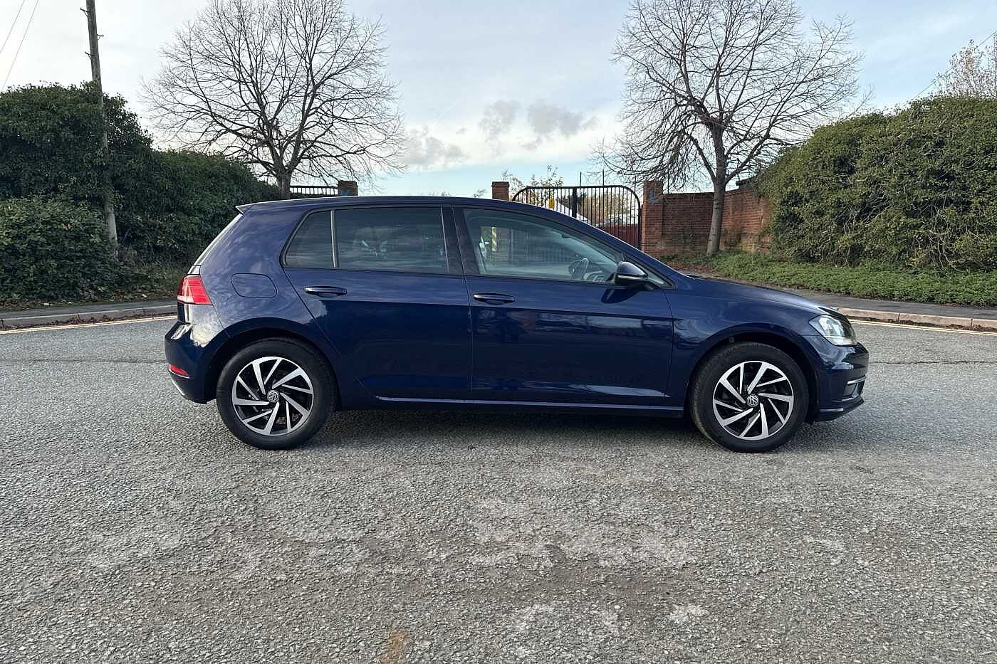 Used Volkswagen Golf 2019 for sale - 76474515: Photo 4