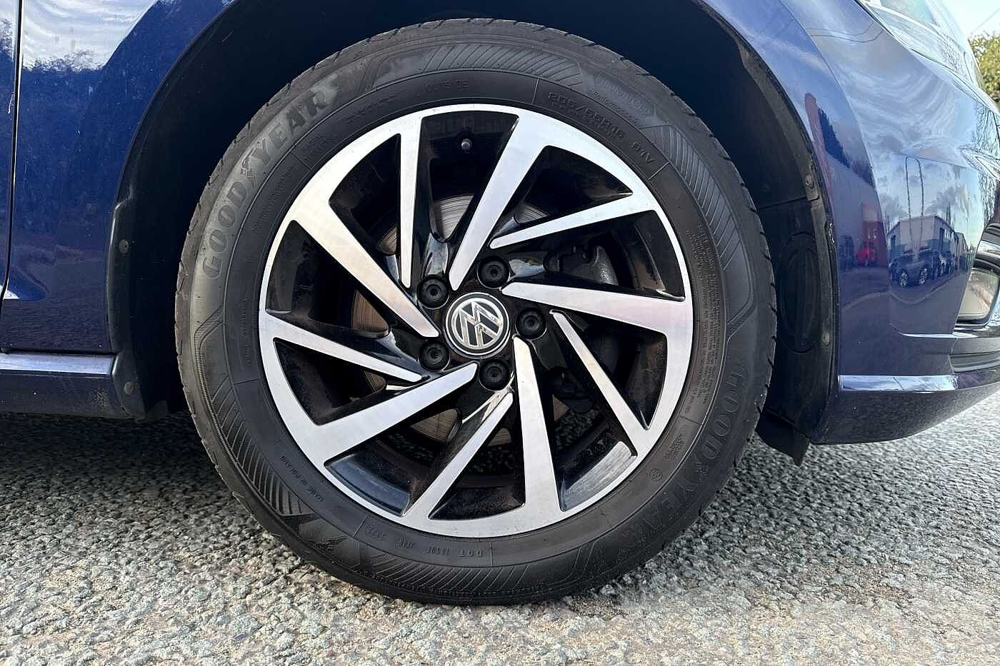 Used Volkswagen Golf 2019 for sale - 76474515: Photo 5