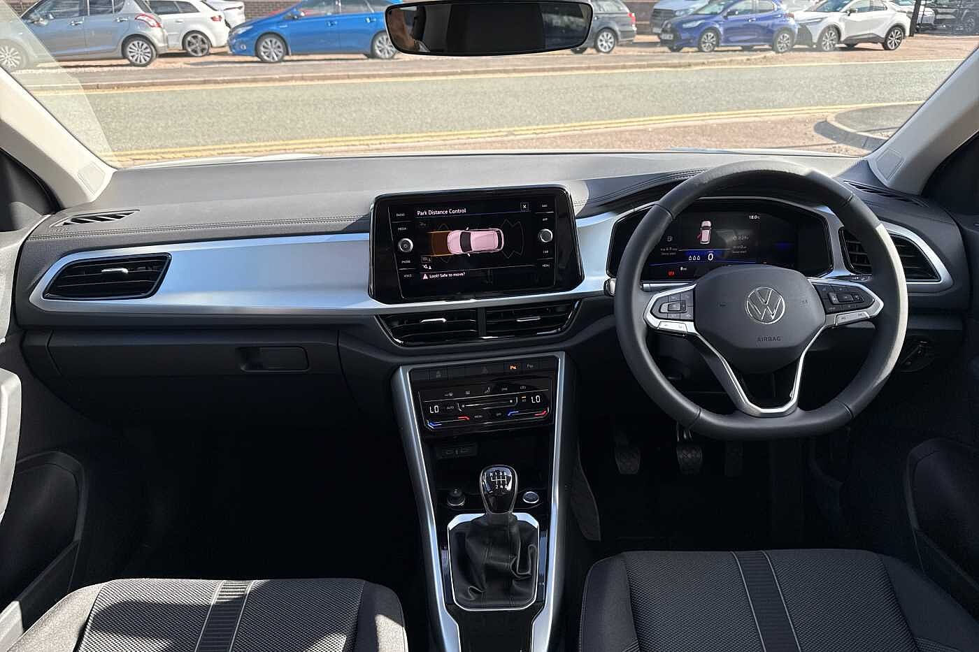 Used Volkswagen T-Roc 2025 for sale - 77177303: Photo 8