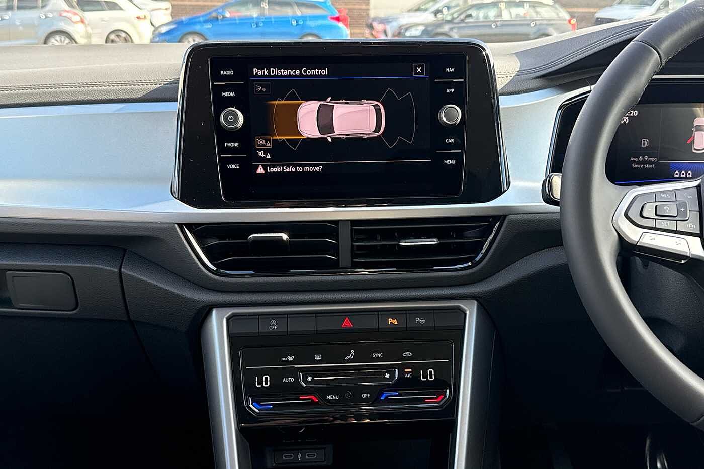 Used Volkswagen T-Roc 2025 for sale - 77177303: Photo 9