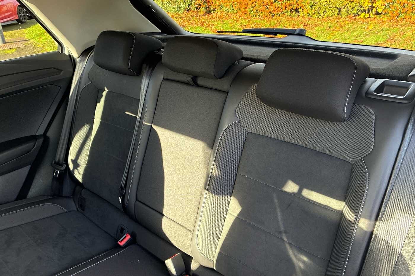 Used Volkswagen T-Roc 2023 for sale - 76350494: Photo 11