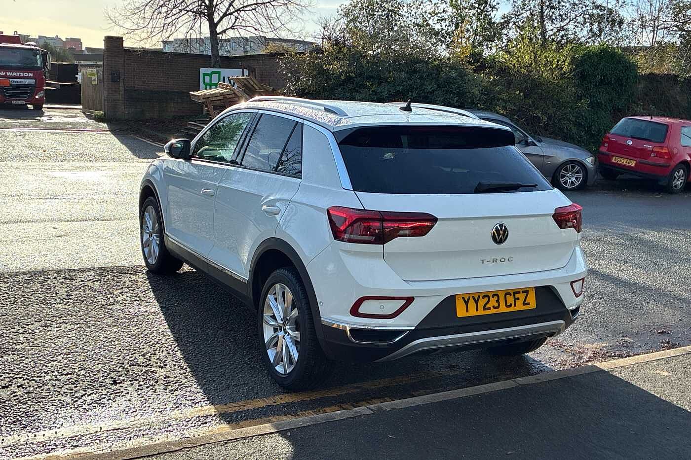 Used Volkswagen T-Roc 2023 for sale - 76350494: Photo 3