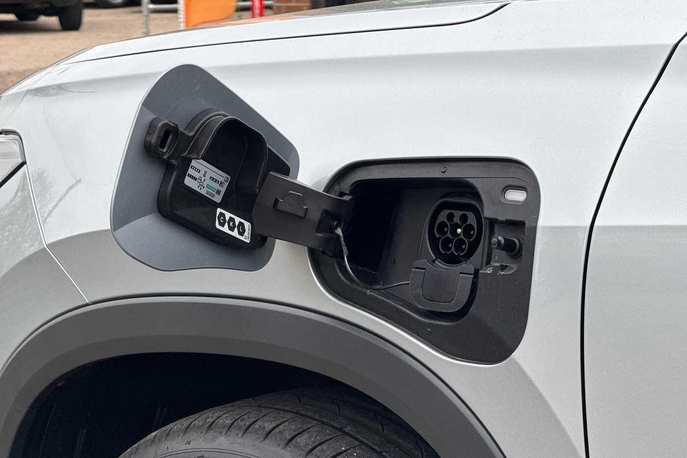 Used Volkswagen Touran 2025 for sale - 77959265: Photo 14