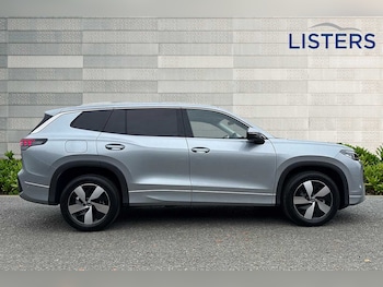 Used Volkswagen Touran 2025 for sale - 77959265: Photo