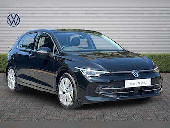 Used Volkswagen Golf 2025 for sale - 79108141: Photo