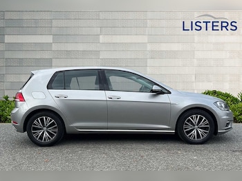 Used Volkswagen Golf 2018 for sale - 76309322: Photo