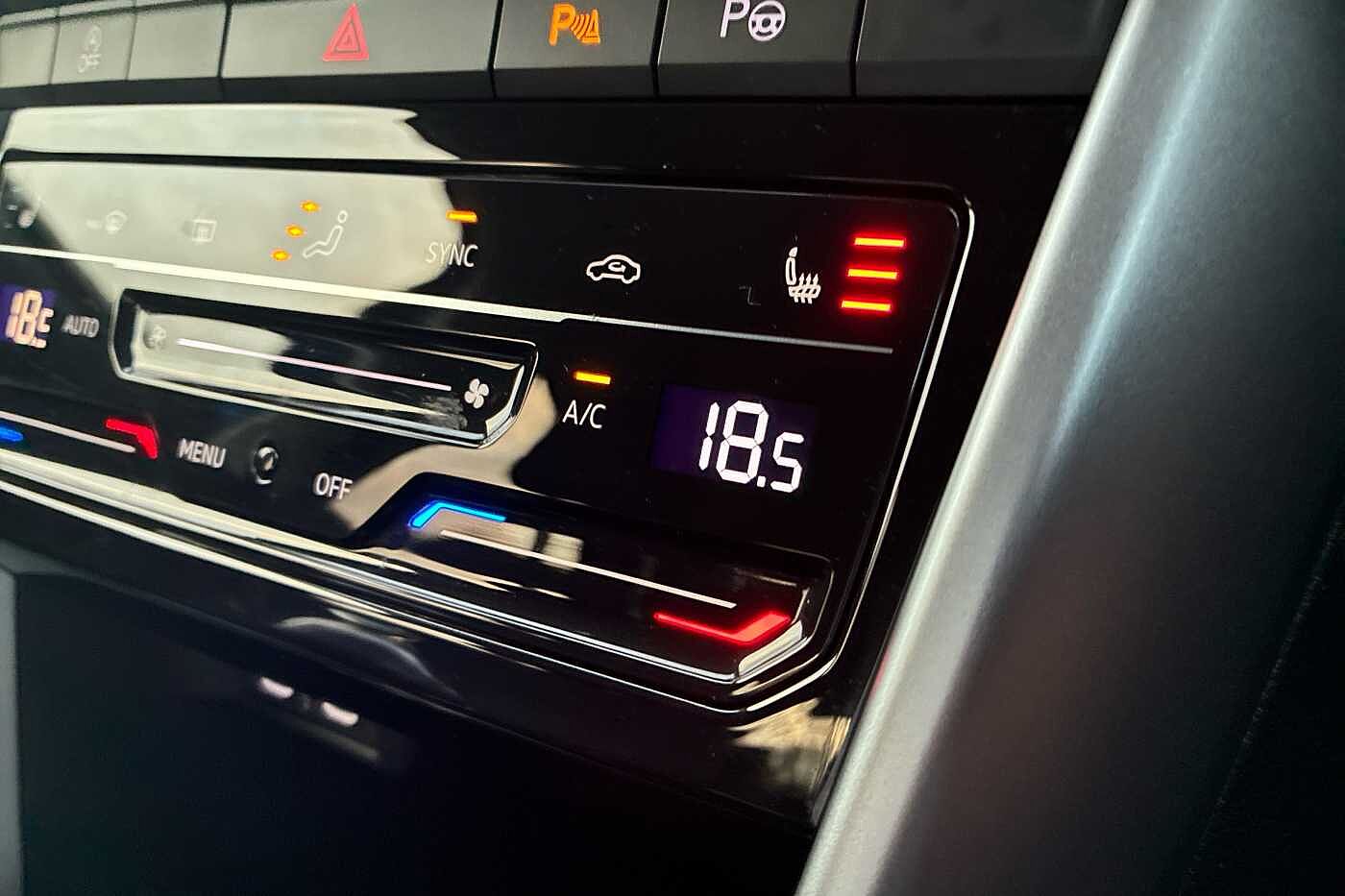 Used Volkswagen T-Roc 2023 for sale - 76410275: Photo 15