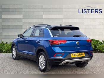 Used Volkswagen T-Roc 2023 for sale - 76410275: Photo