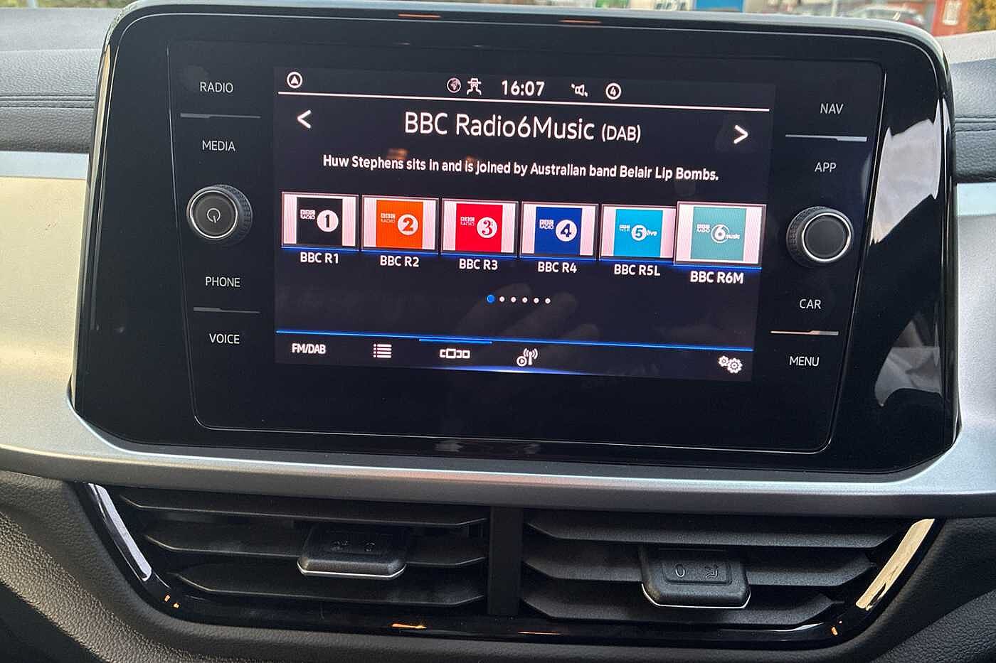 Used Volkswagen T-Roc 2023 for sale - 76410275: Photo 9