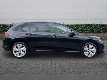 Used Volkswagen Golf 2025 for sale - 79050787: Photo