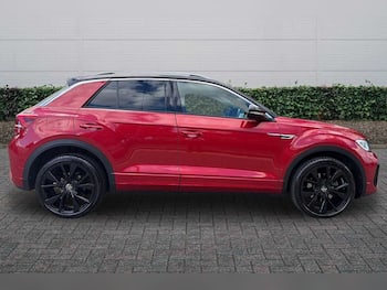 Used Volkswagen T-Roc 2024 for sale - 79751931: Photo