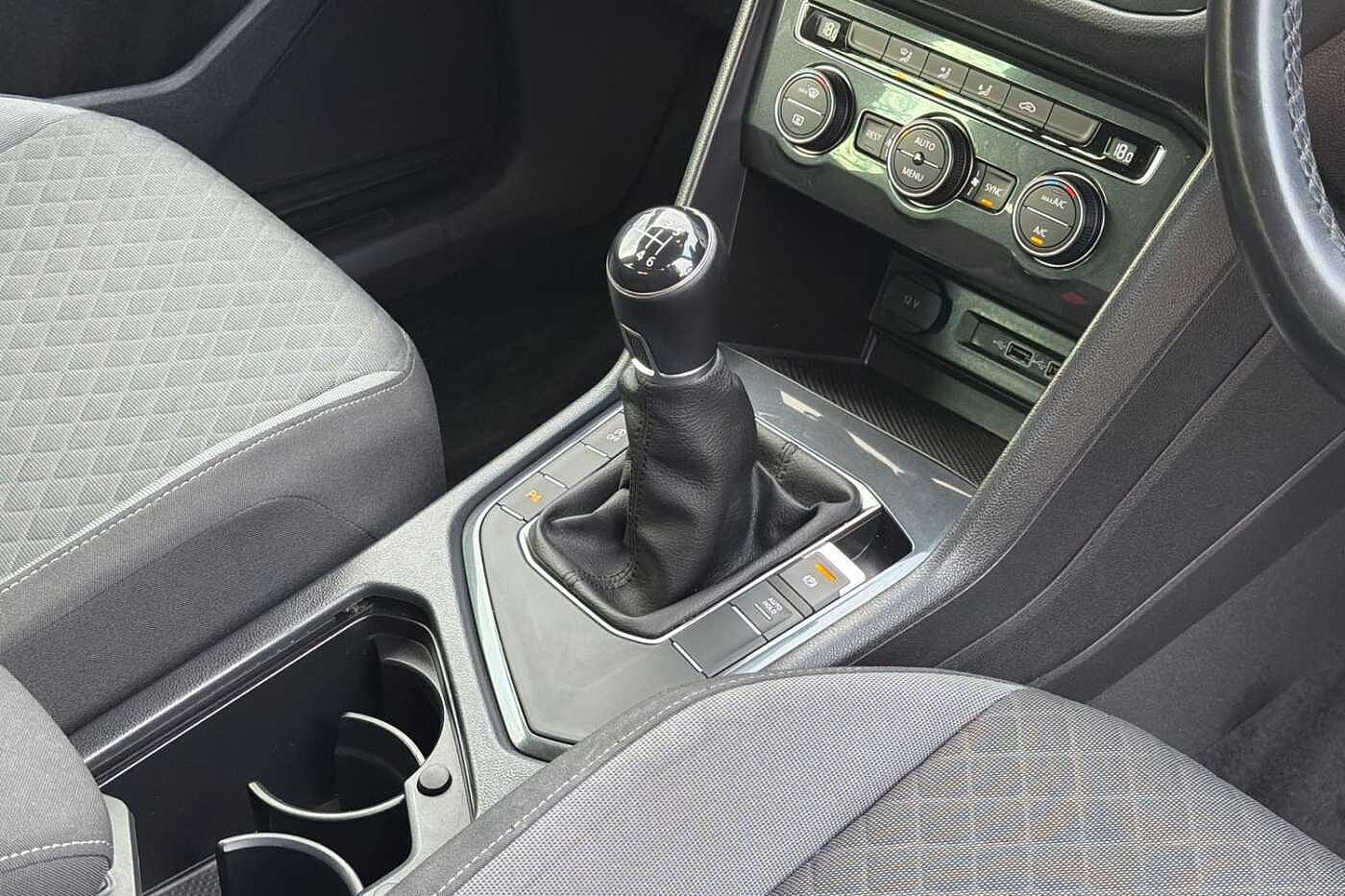 Used Volkswagen Tiguan 2018 for sale - 77725355: Photo 16