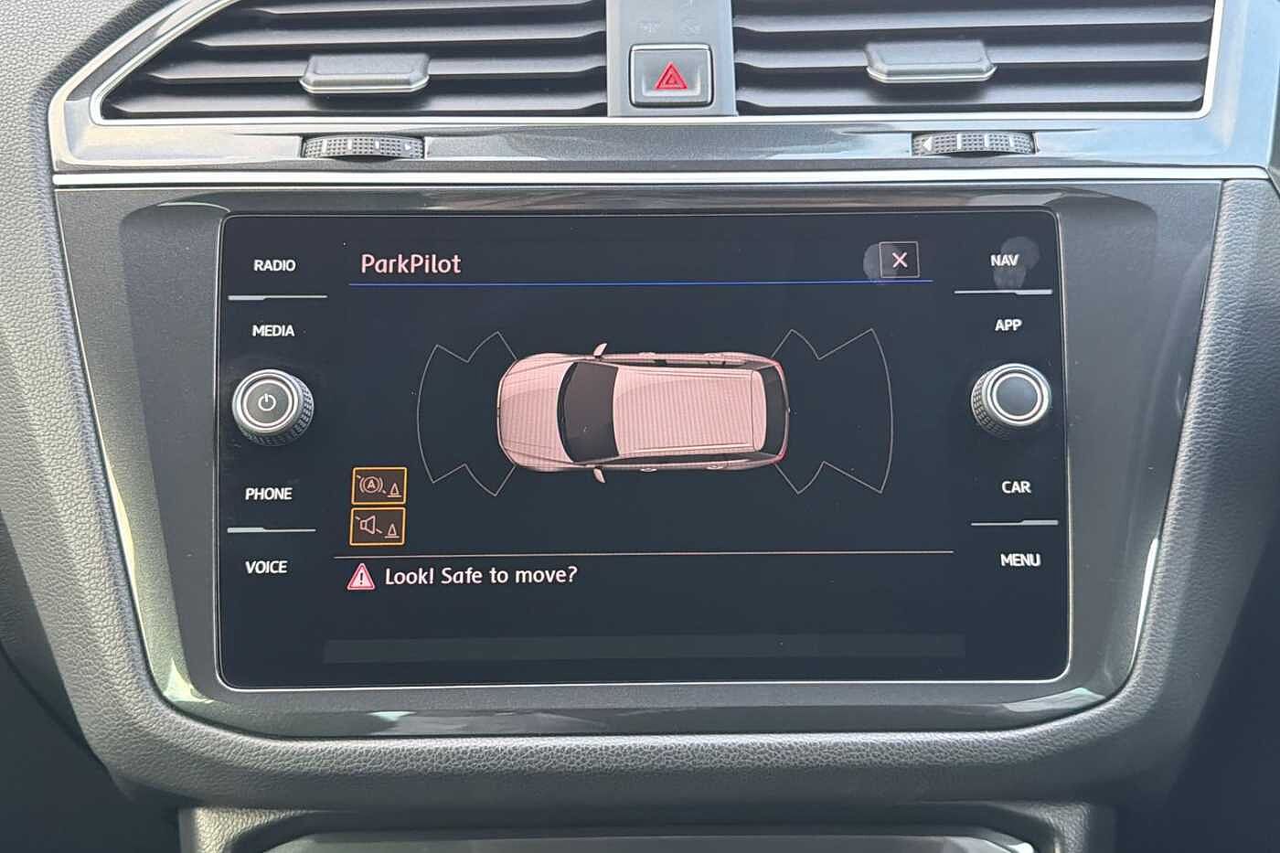 Used Volkswagen Tiguan 2018 for sale - 77725355: Photo 18