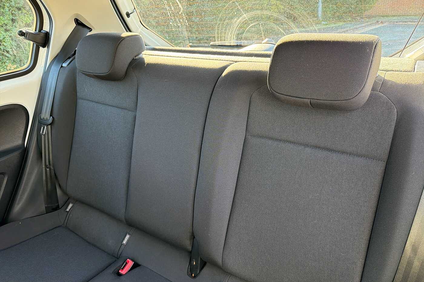 Used Volkswagen up! 2018 for sale - 76670968: Photo 11