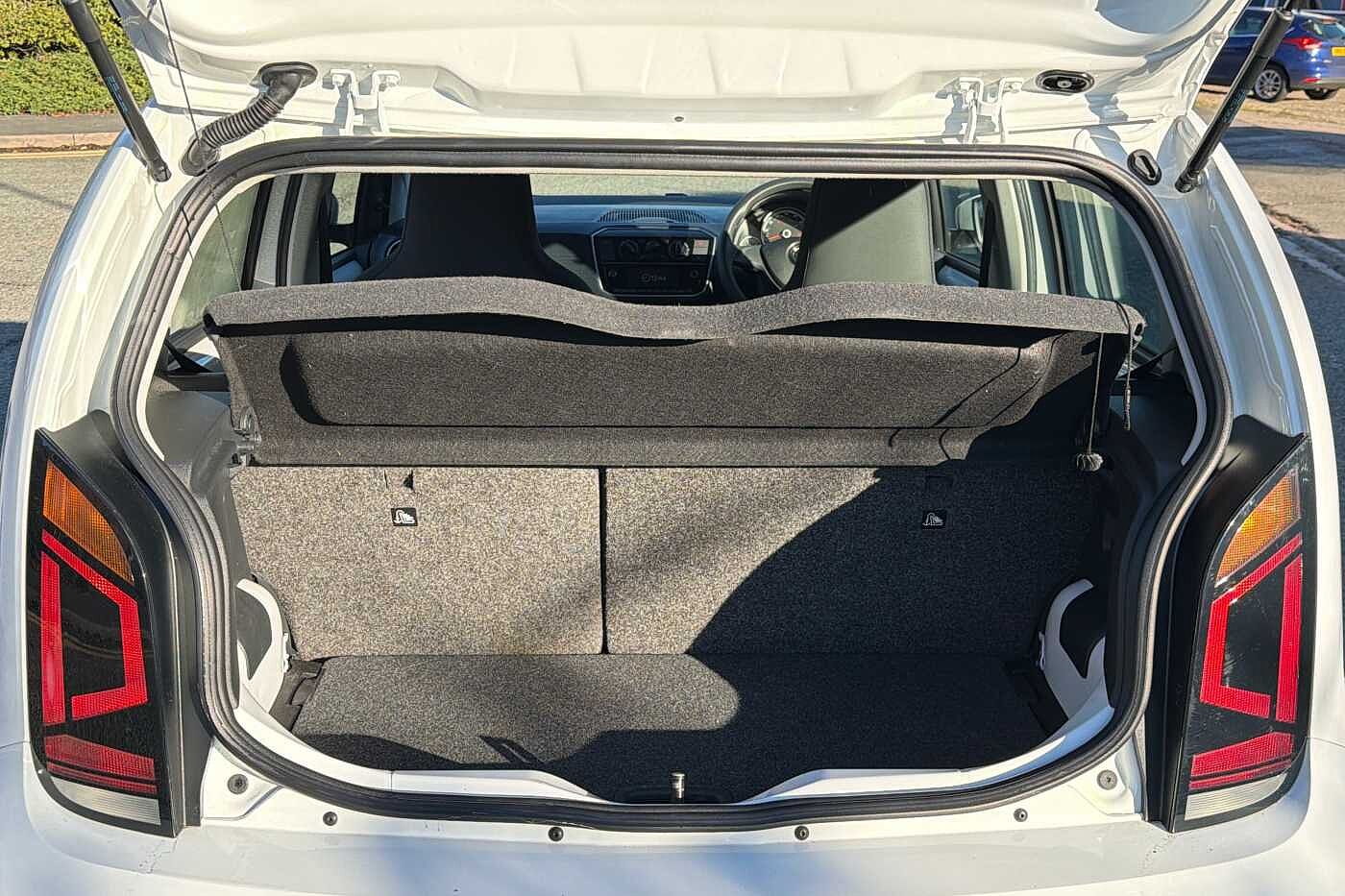 Used Volkswagen up! 2018 for sale - 76670968: Photo 12