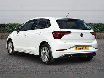 Used Volkswagen Polo 2024 for sale - 78088211: Photo
