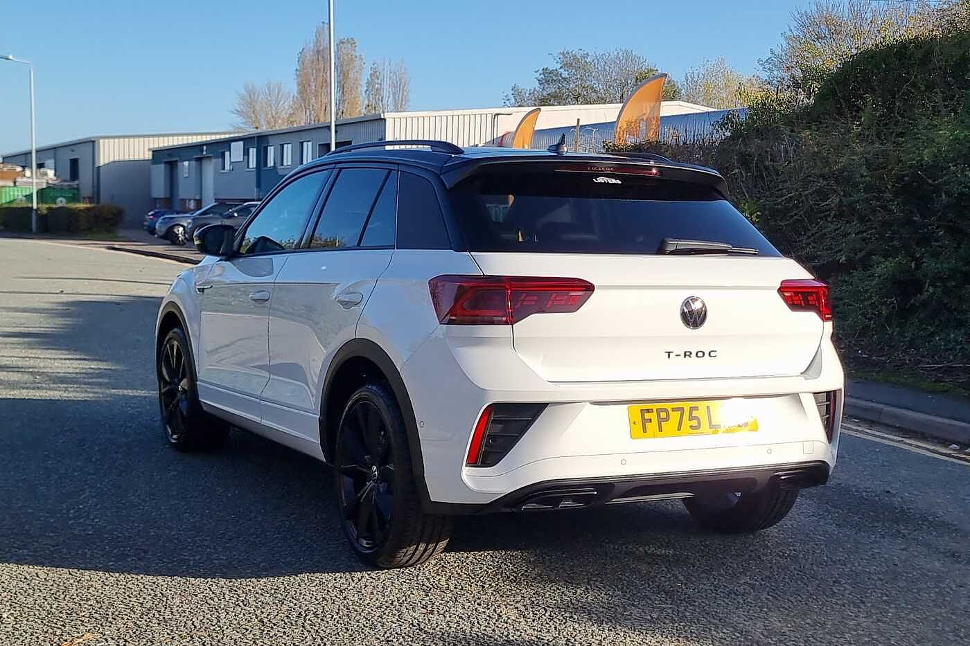 Used Volkswagen T-Roc 2025 for sale - 77177506: Photo 3