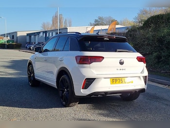 Used Volkswagen T-Roc 2025 for sale - 77177506: Photo
