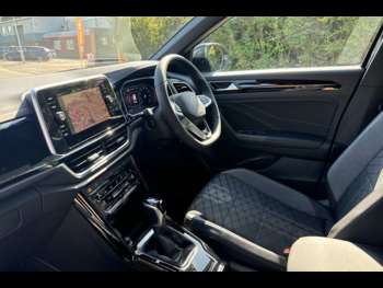 Used Volkswagen T-Roc 2025 for sale - 75128415: Photo
