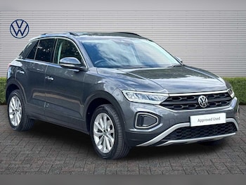 Used Volkswagen T-Roc 2024 for sale - 78824033: Photo