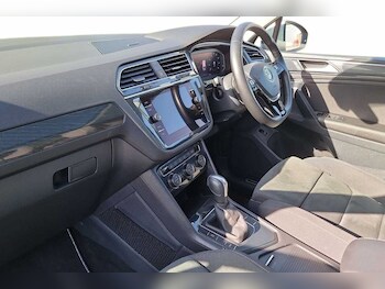 Used Volkswagen Tiguan 2020 for sale - 78418343: Photo