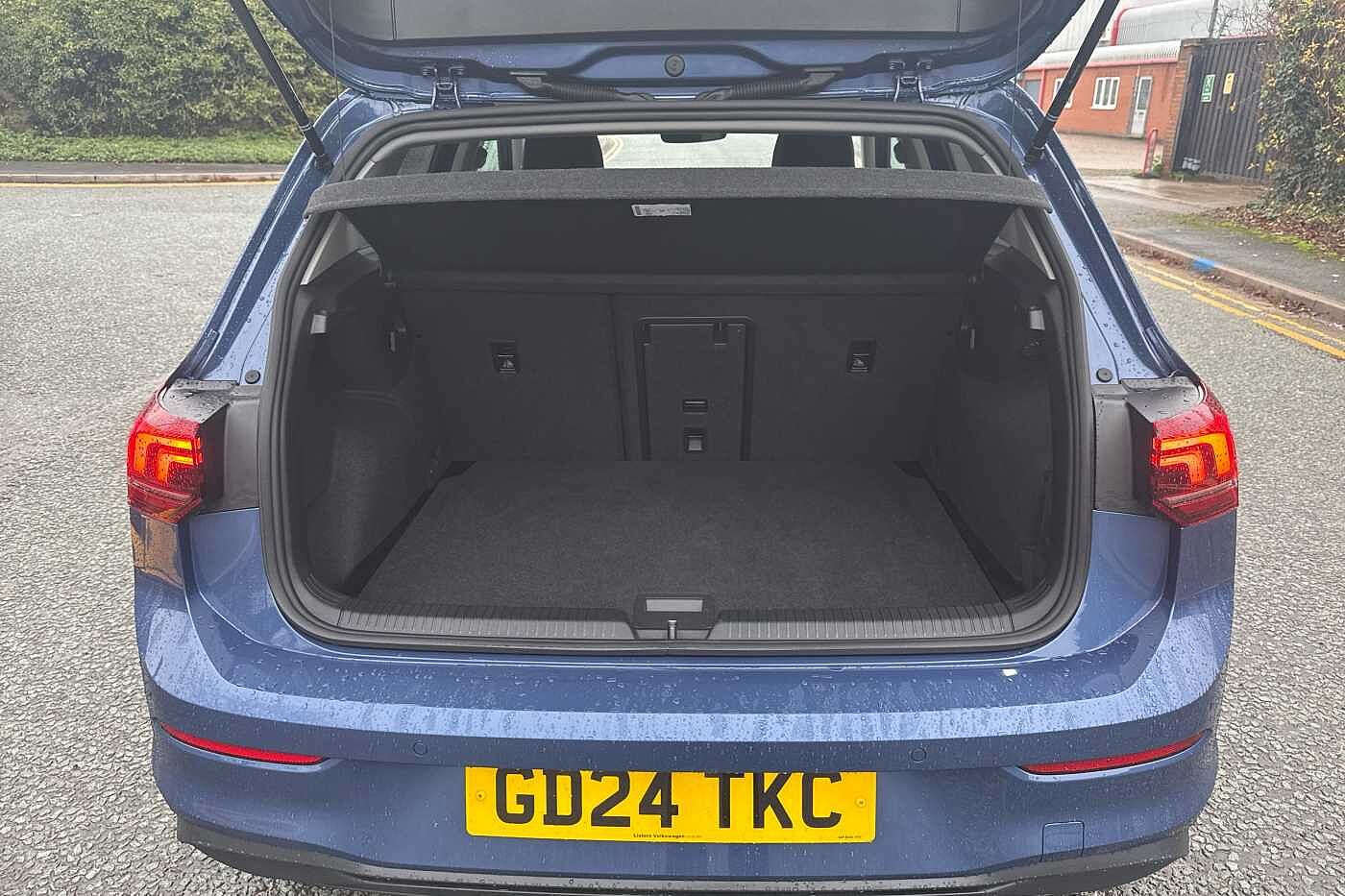 Used Volkswagen Golf 2024 for sale - 76434293: Photo 12