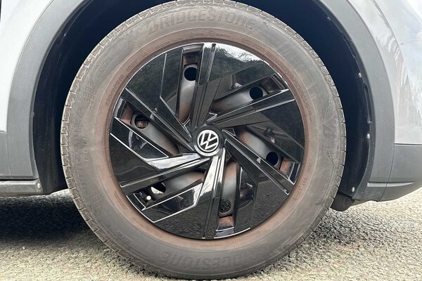 Used Volkswagen ID.4 2022 for sale - 76110822: Photo 5