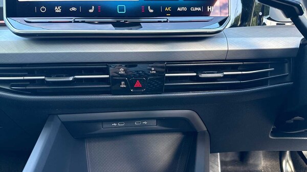 Used Volkswagen Golf 2025 for sale - 76190660: Photo 13
