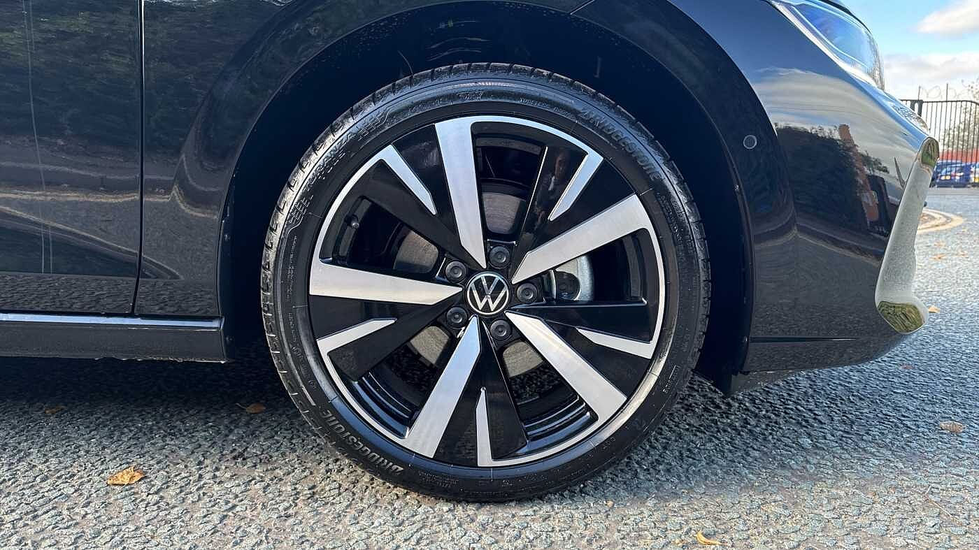 Used Volkswagen Golf 2025 for sale - 76190660: Photo 5