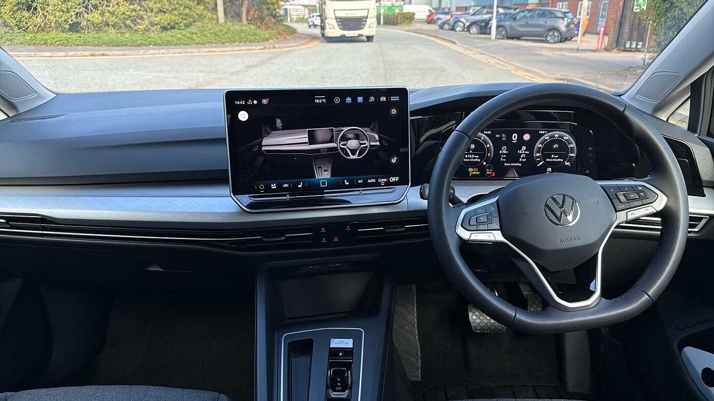 Used Volkswagen Golf 2025 for sale - 76190660: Photo 8