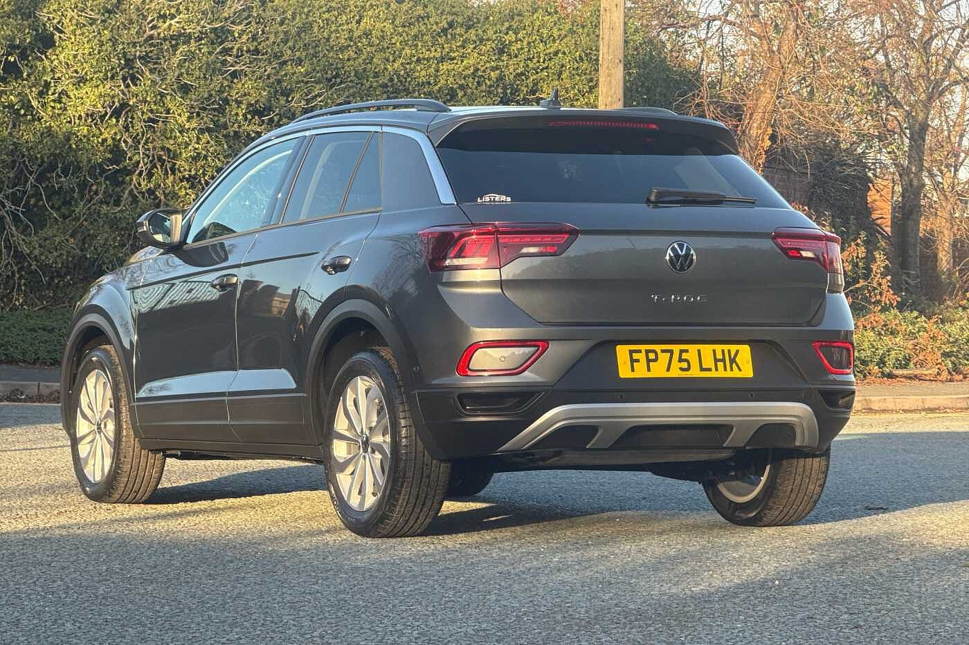 Used Volkswagen T-Roc 2025 for sale - 77177496: Photo 3