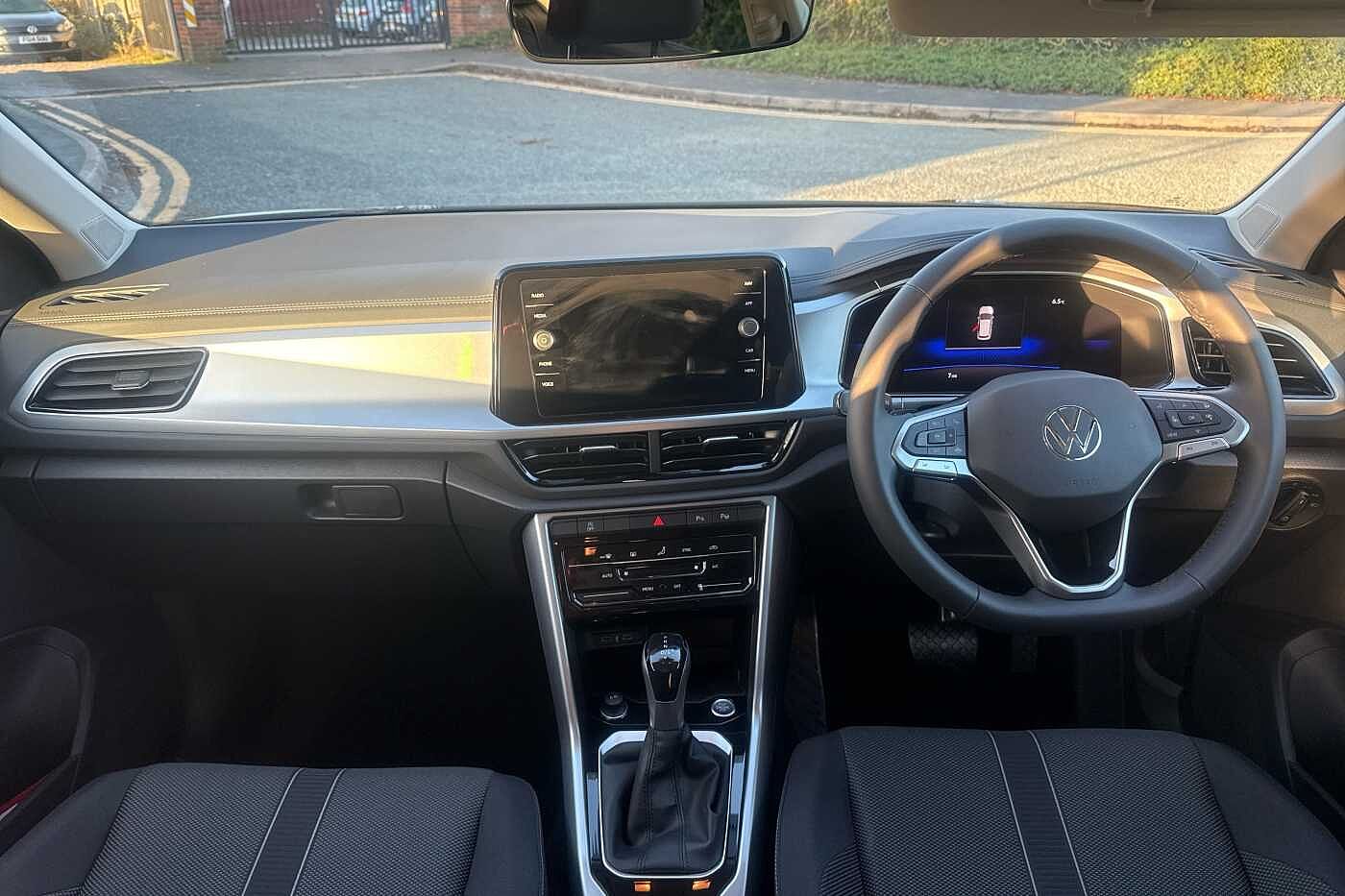 Used Volkswagen T-Roc 2025 for sale - 77177496: Photo 8