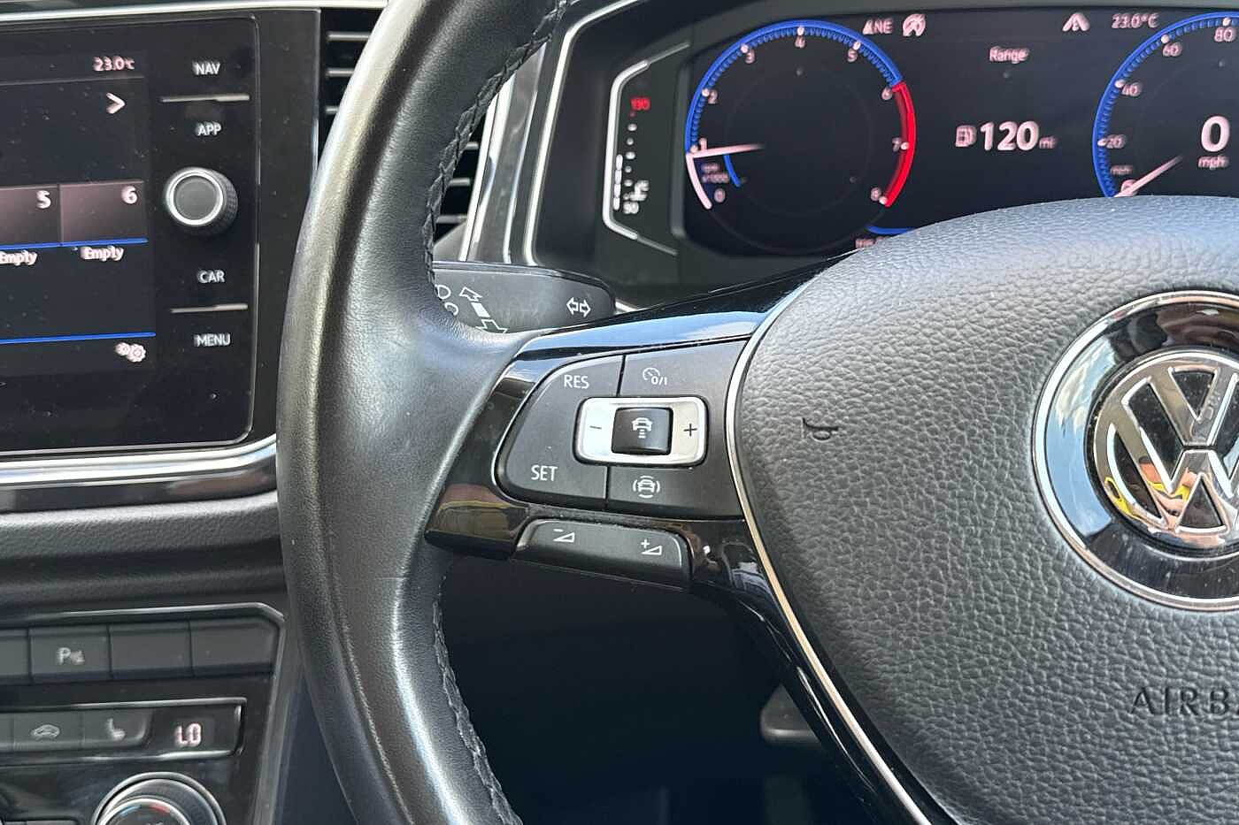 Used Volkswagen T-Roc 2019 for sale - 76110761: Photo 14