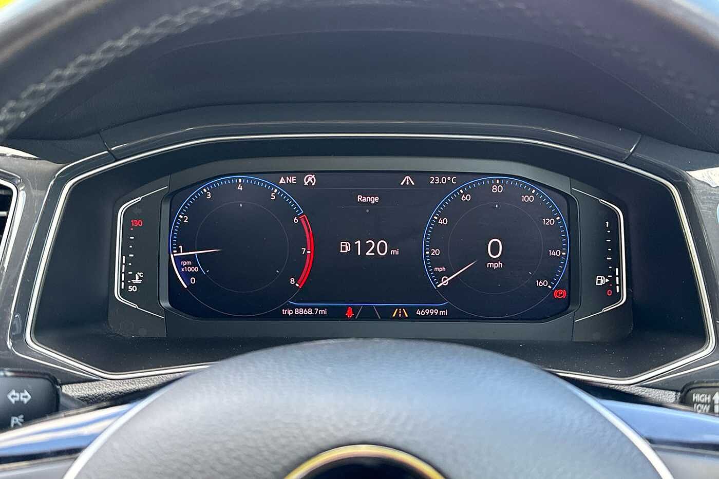 Used Volkswagen T-Roc 2019 for sale - 76110761: Photo 7