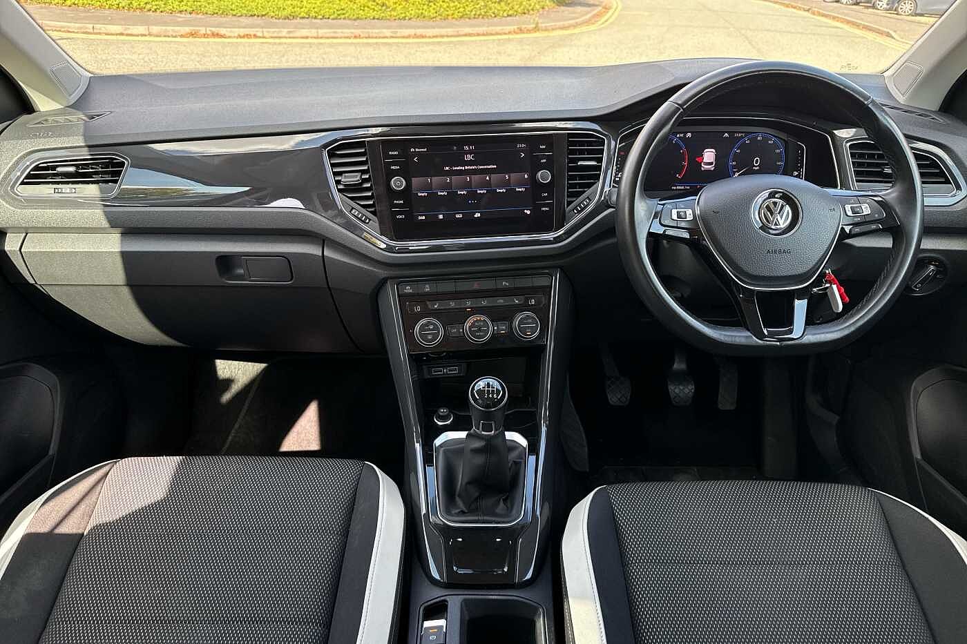Used Volkswagen T-Roc 2019 for sale - 76110761: Photo 8