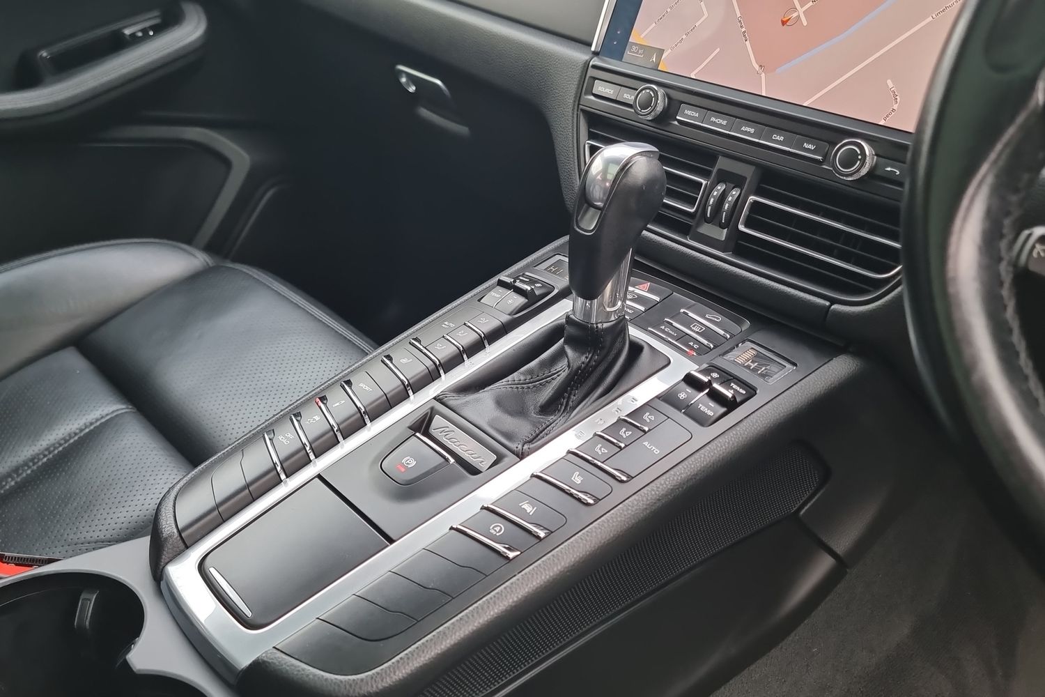 Used Porsche Macan 2019 for sale - 77177190: Photo 17