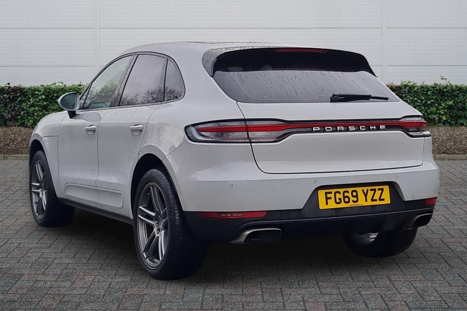 Used Porsche Macan 2019 for sale - 77177190: Photo 2