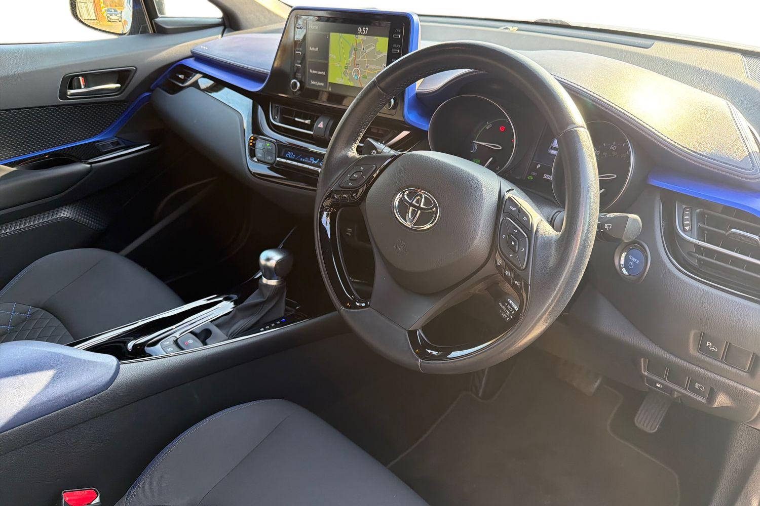 Used Toyota C-HR 2020 for sale - 77672831: Photo 12