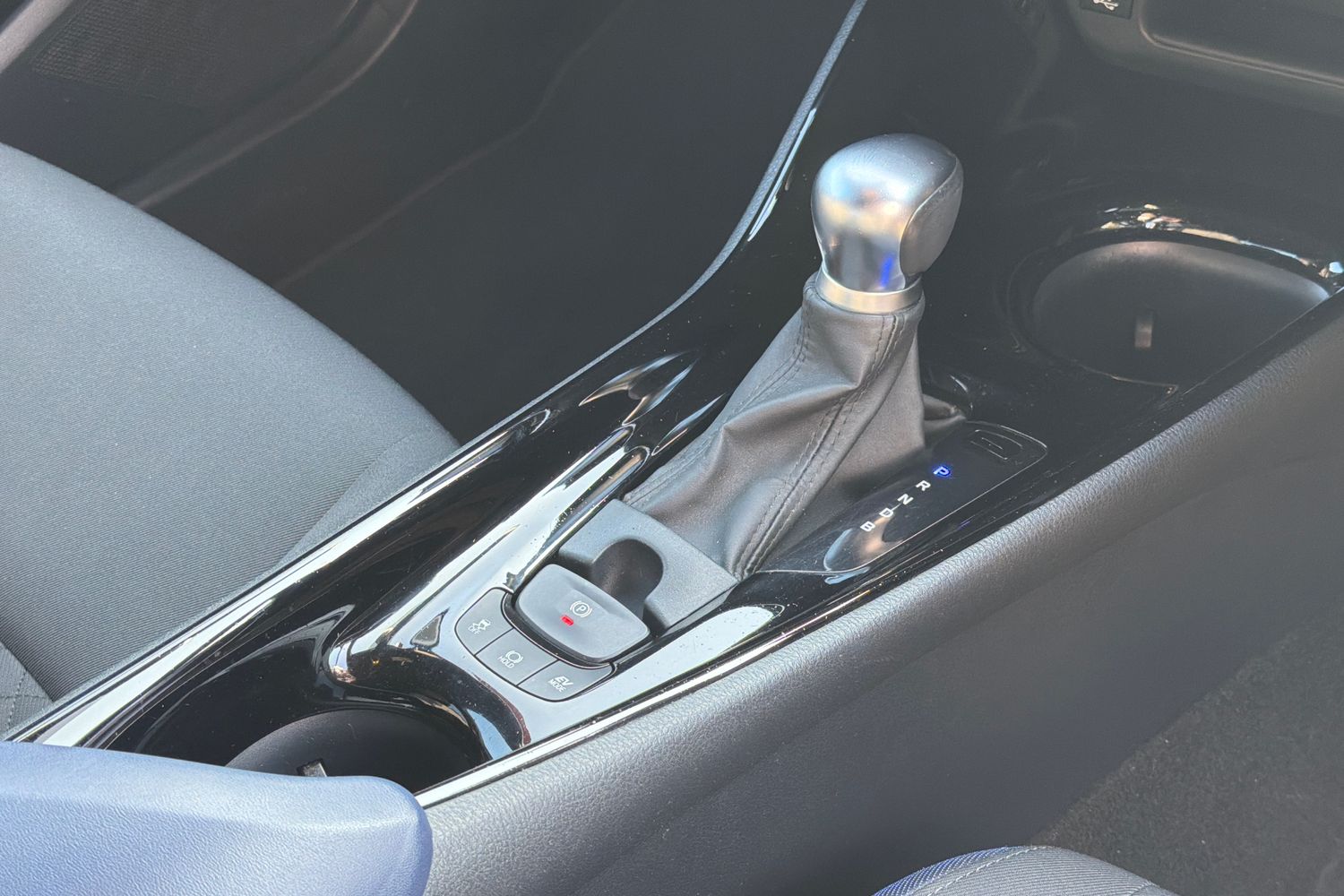 Used Toyota C-HR 2020 for sale - 77672831: Photo 15