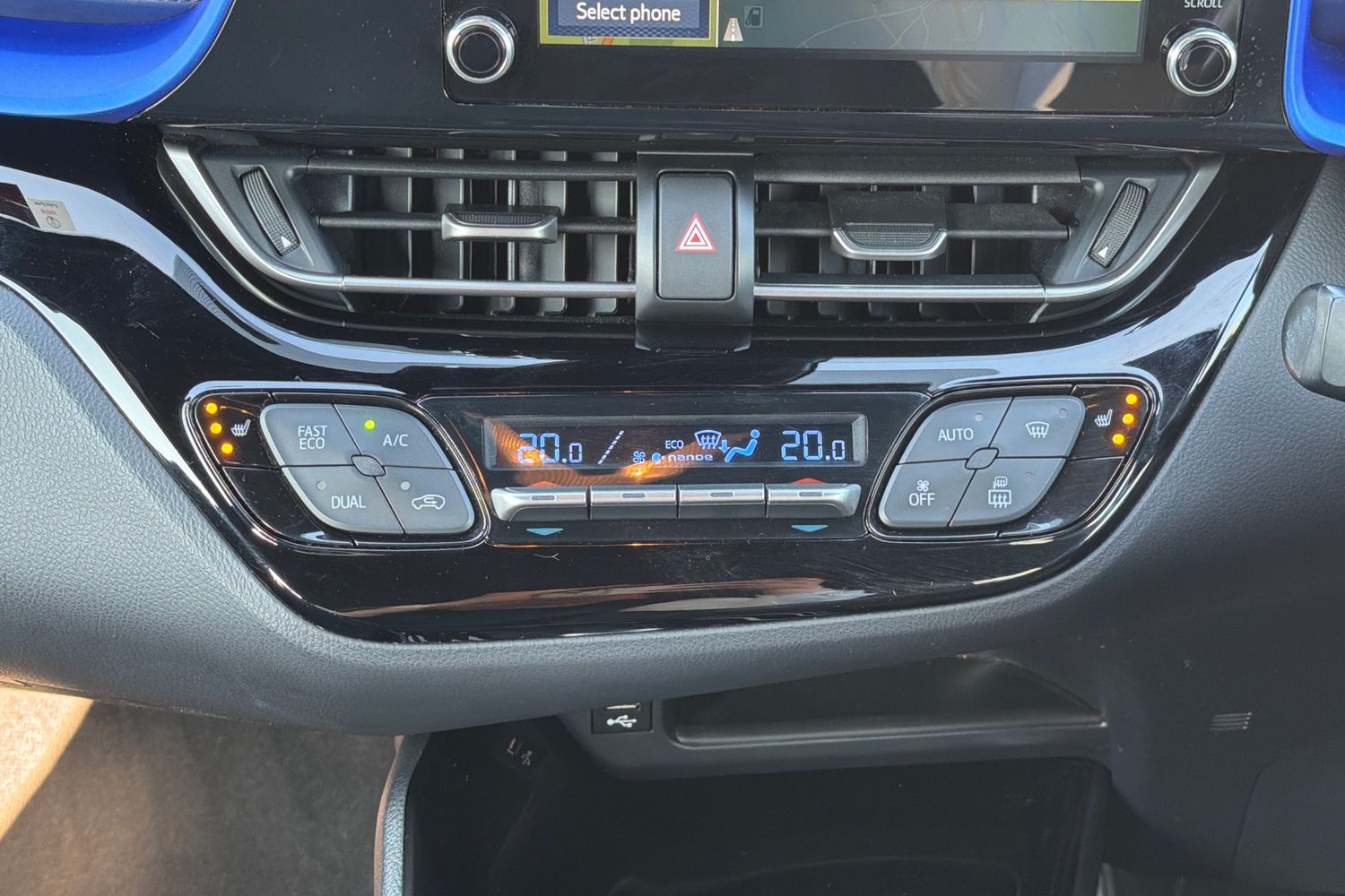 Used Toyota C-HR 2020 for sale - 77672831: Photo 18