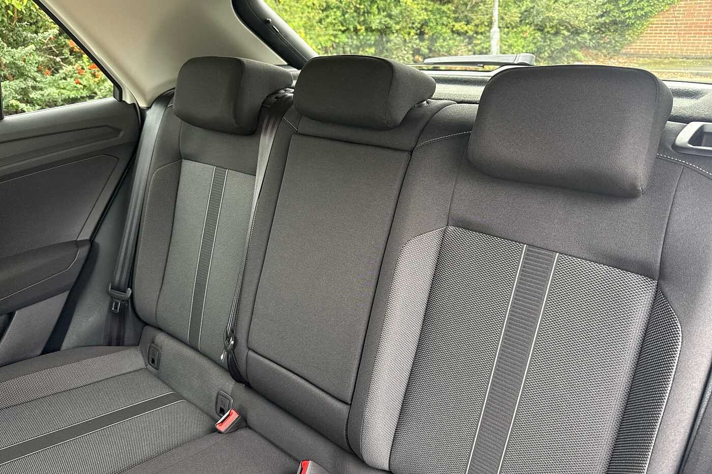 Used Volkswagen T-Roc 2024 for sale - 76110718: Photo 11