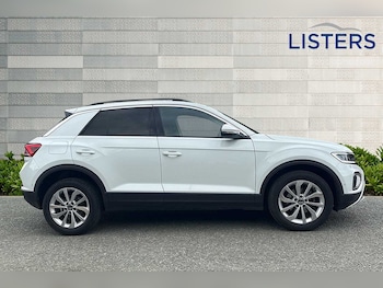 Used Volkswagen T-Roc 2024 for sale - 76110718: Photo 4